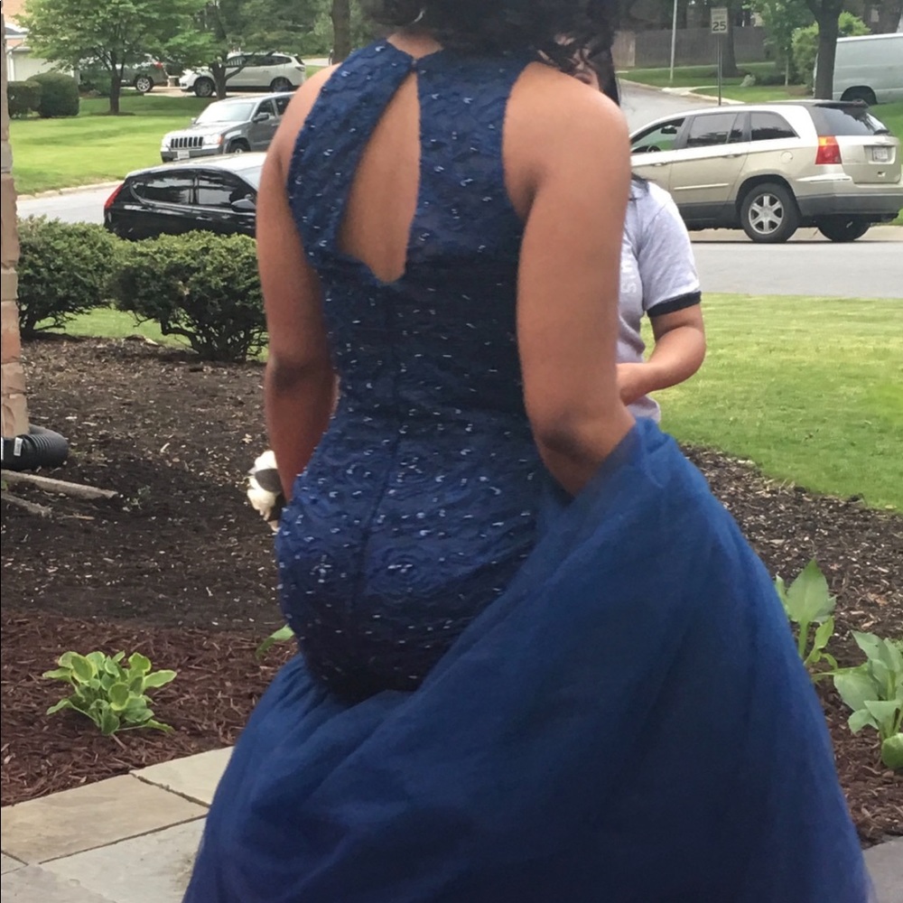 Beautiful Prom Dress - Picture 8 of 8